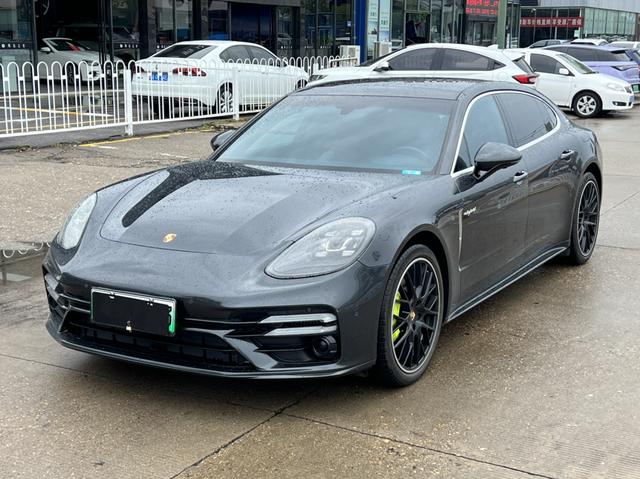 Panamera E-Hybrid 2017 Panamera 4 E-Hybrid Executive Plus 2.9T