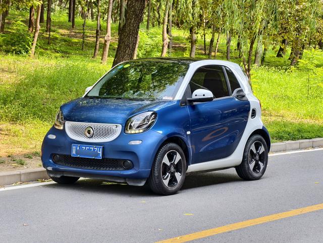 smart fortwo 2018 1.0L 52 kW hardtop passion edition state v