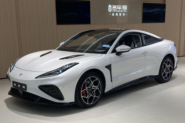 Nezha GT 2023 580 4WD