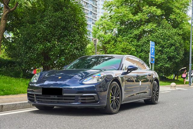 Panamera E-Hybrid 2018 Panamera 4 E-Hybrid 2.9T