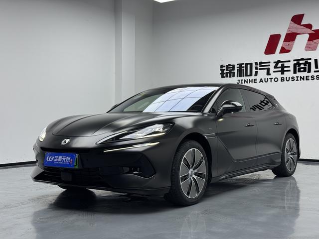 Denza Z9GT DM 2024 1100 four-wheel drive Max version