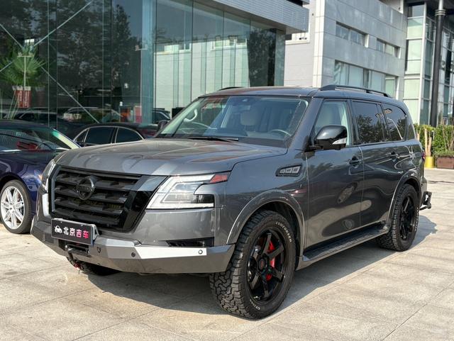Tourer 2023 5.6L automatic four-wheel drive 7-seater parallel import