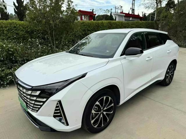 Changan UNI-Z PHEV 2024 Blue Whale Smart iDD 125KM Excellent Type