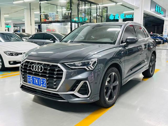 Audi Q3 2019 35 TFSI Stylish Dynamic