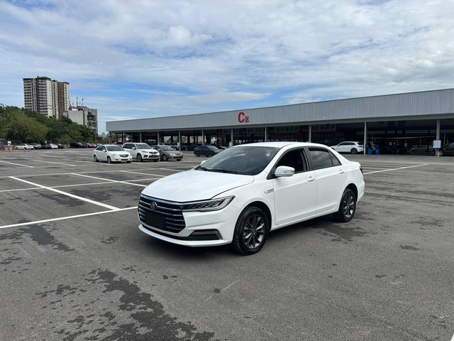 Qin 2019 1.5L Automatic Deluxe