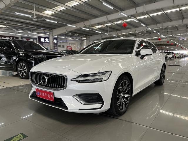 VOLVO S60 2022 B4 Intelligent Luxury Edition