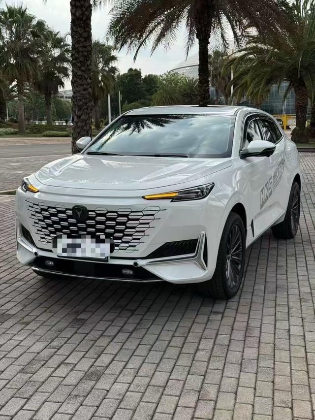 Chang'an UNI-K 2021 2.0T Premium