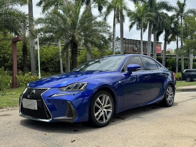 Lexus IS 2017 300 F SPORT Edition