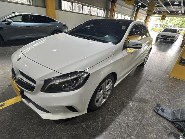 Mercedes-Benz A-Class (Import) 2018 A 200 Dynamic