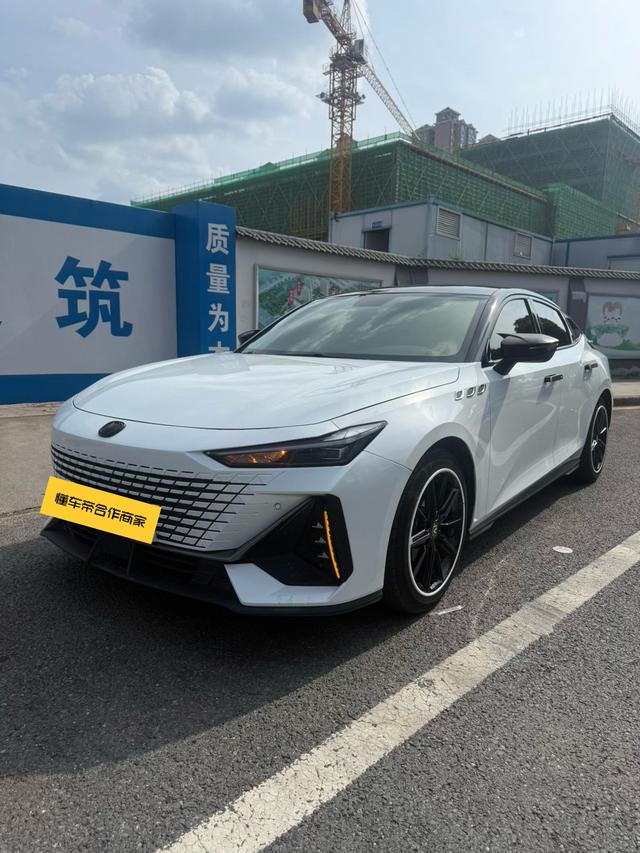 Chang'an UNI-V 2022 1.5T Premium