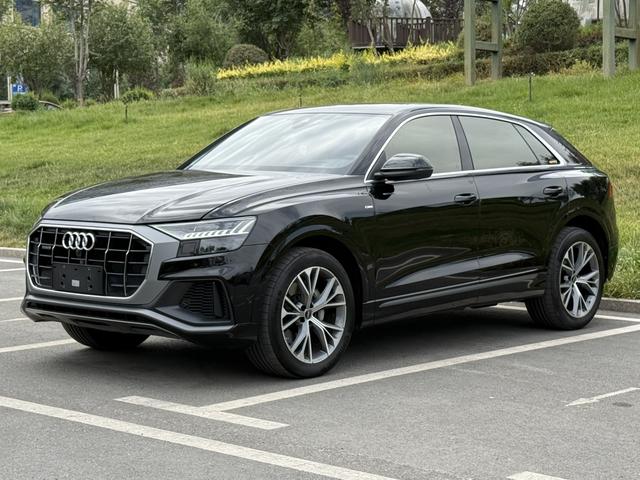 Audi Q8 2023 55 TFSI Luxury Dynamic