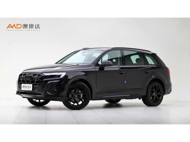 Audi Q7 2024 model 45 TFSI quattro S line Black Samurai type