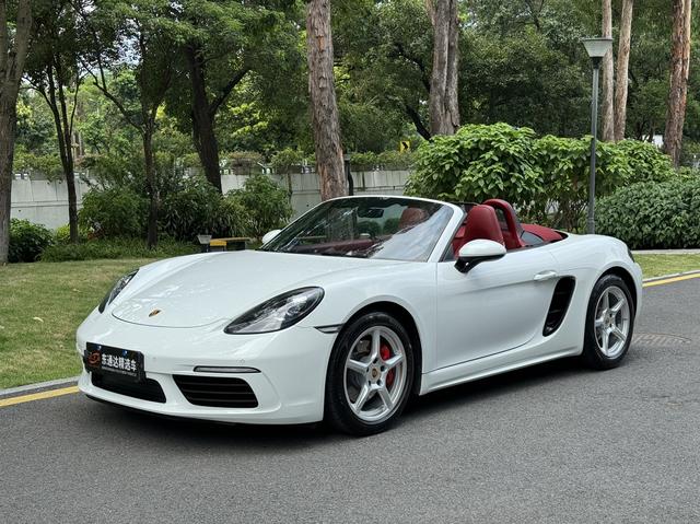 Porsche 718 2022 Boxster 2.0T