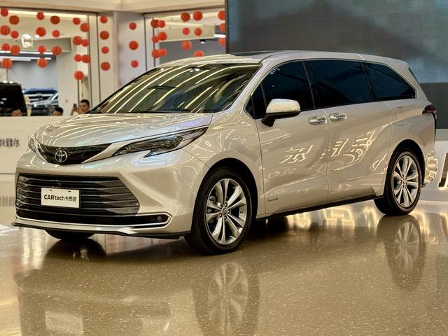 Saina 2023 Dual Engine 2.5L Premium Edition