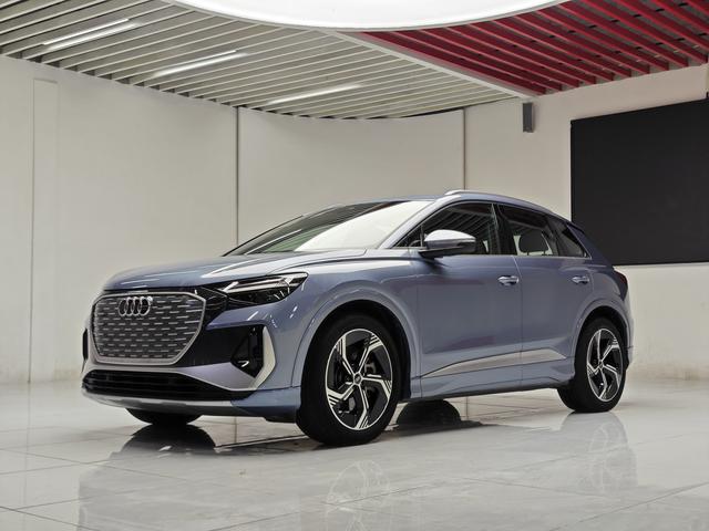 Audi Q4 e-tron 2023 50 e-tron quattro trailblazer edition