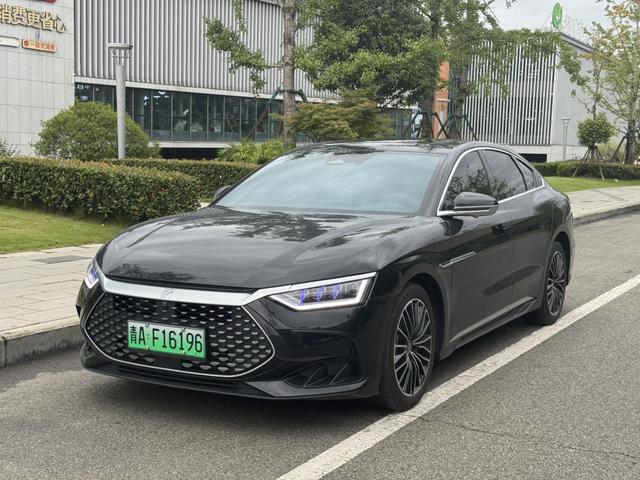 Han DM 2024 DM-i Glory Edition 121KM Premium Type