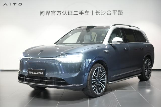 Wenjie M9 2024 Extended Range Ultra six-seater version
