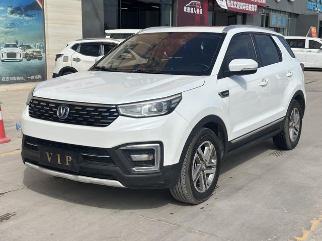 Changan CS55 2019 1.5T automatic dazzling color type country VI