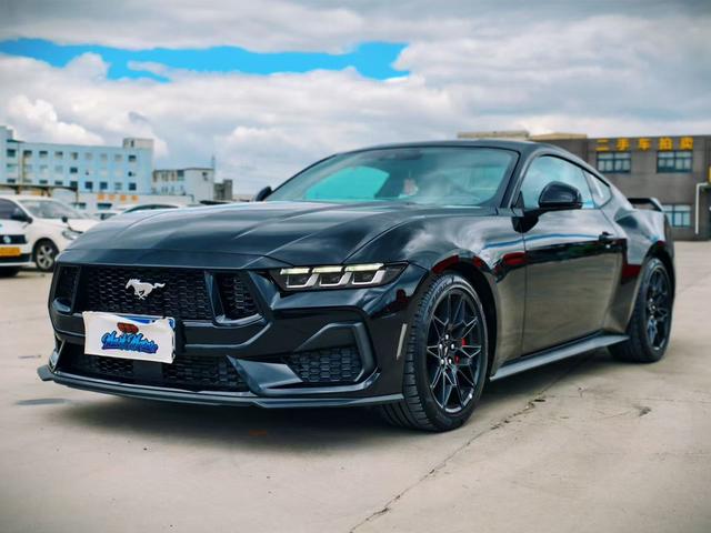 Mustang 2024 2.3T EcoBoost Hardtop Performance Edition