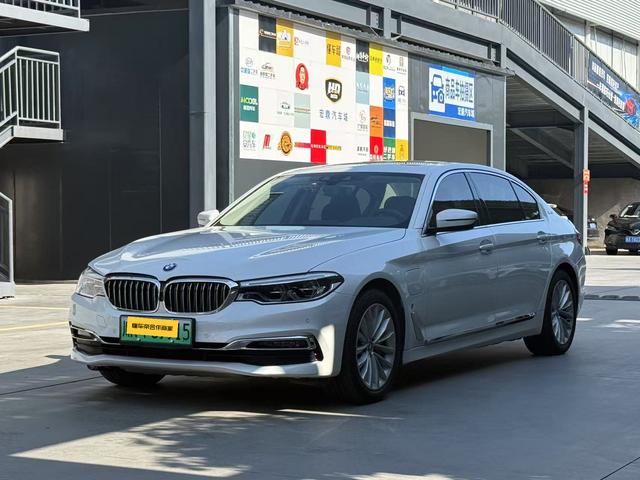 BMW 5 Series PHEV 2019 Modified 530Le Luxury Package