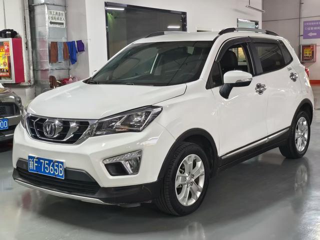 Changan CS15 2016 1.5L Manual Fashion Edition
