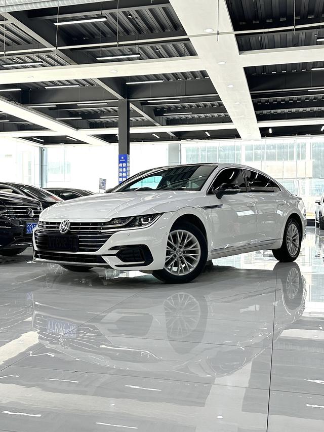 Volkswagen CC 2019 330TSI Phantom Edition National V