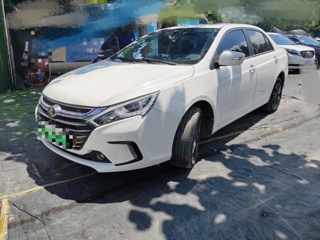 Qin DM 2018 model 1.5T Zhilian Premium Type