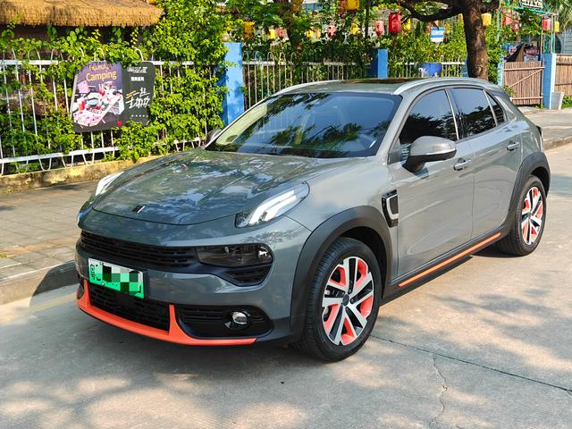 Lynk & Co. 02 PHEV 2021 1.5T Pro