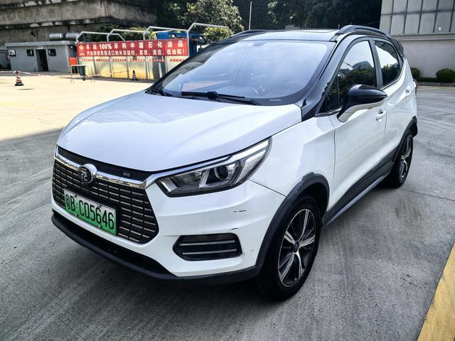 Yuan EV 2018 EV360 Smartlink Creative Cool Model