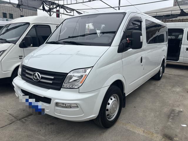 Xintu V80 2023 2.0T manual classic Aoyuntong long axis ultra-low top 6-9 seats