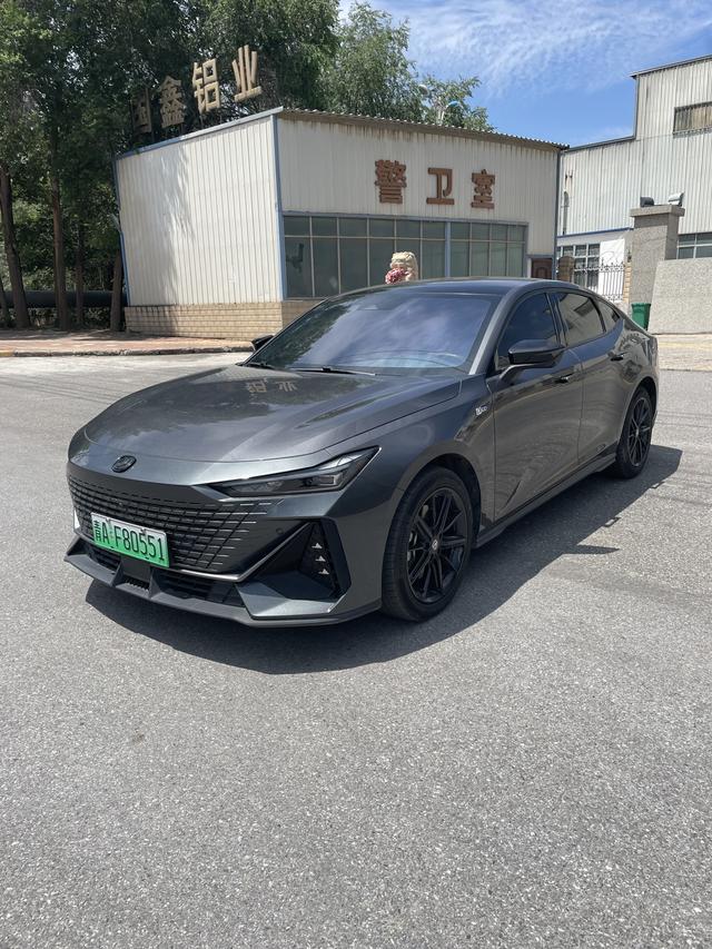 Changan UNI-V Smart iDD 2023 Smart iDD 113km Smart Cool Type