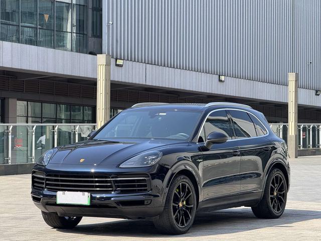 Cayenne E-Hybrid 2021 Cayenne E-Hybrid 2.0T