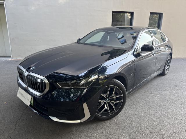BMW i5 2024 eDrive35L Luxury Set