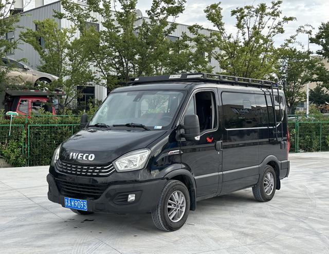 Iveco Ousheng 2021 3.0T automatic Chaorui short axis low top side sliding door F1C