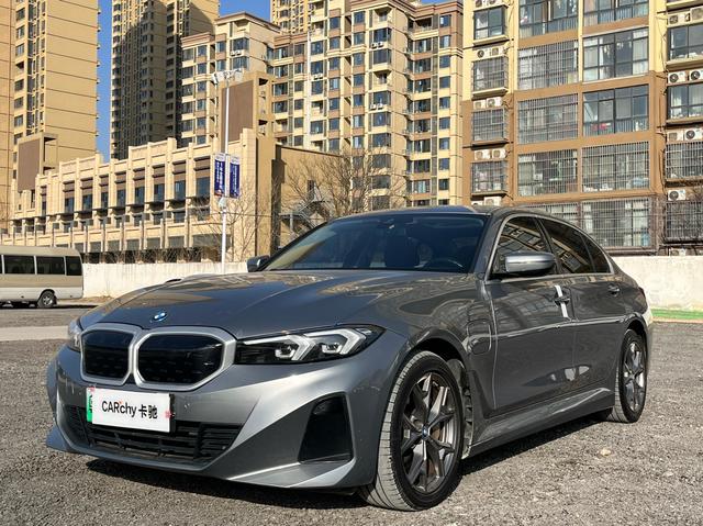 BMW i3 2022 eDrive 35 L