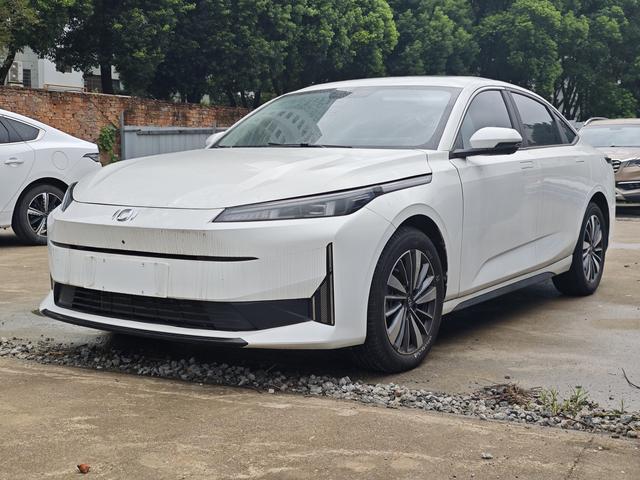 Changan Qiyuan A05 2024 145 Max