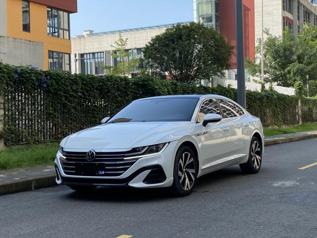 VOLKSWAGEN CC 2021 330TSI Dazzling Edition