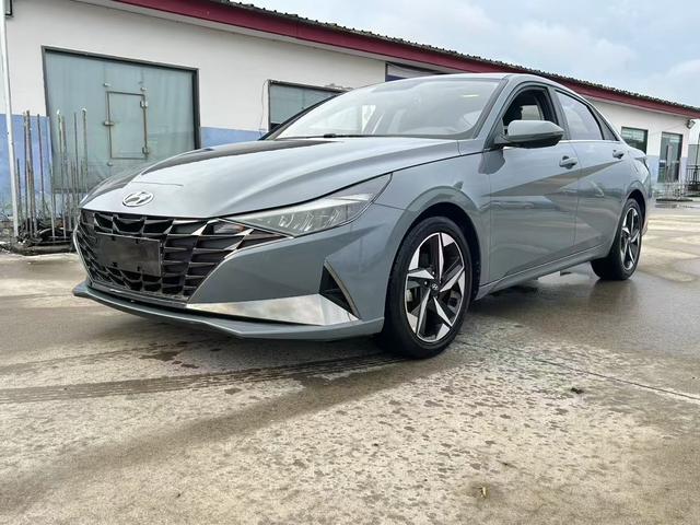 Elantra 2021 1.5L CVT LUX Premium