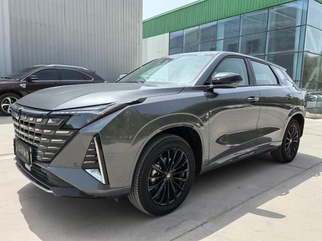 Changan UNI-Z PHEV 2024 Blue Whale Smart iDD 125KM Excellent Type