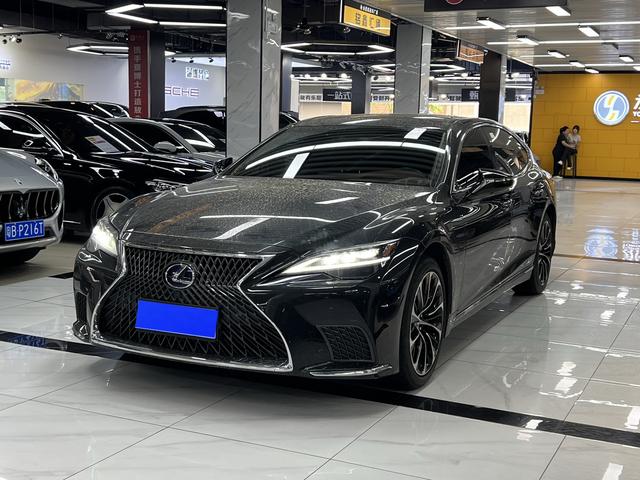 Lexus LS 2021 500h Executive Edition