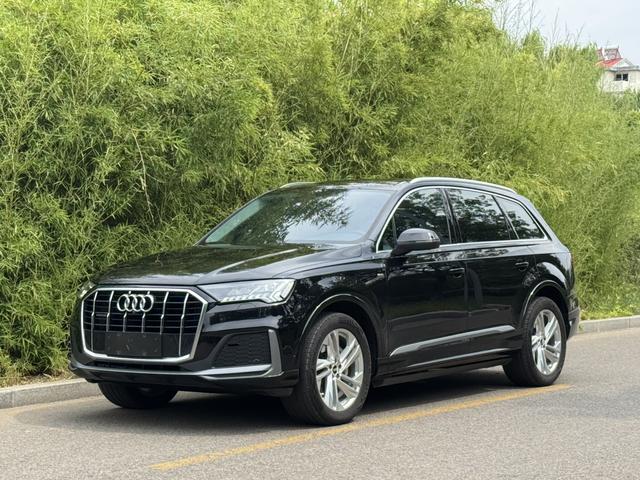 Audi Q7 2021 45 TFSI quattro S line Sport