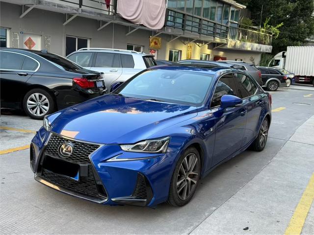 Lexus IS 2017 300 F SPORT Edition