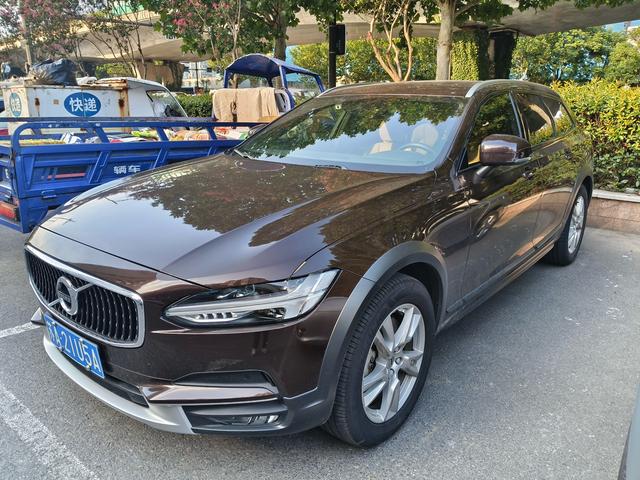 Volvo V90 2019 Cross Country T5 AWD Zhiyuan Edition Country VI