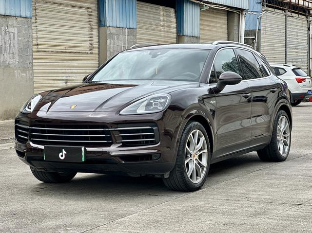 Cayenne E-Hybrid 2021 Cayenne E-Hybrid 2.0T