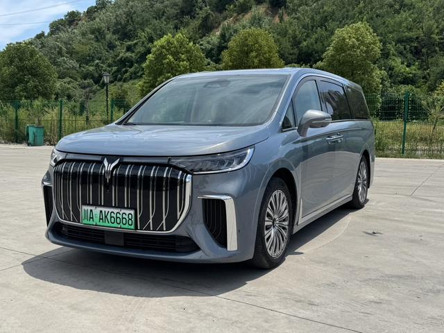 Arcto Dreamer EV 2022 0 Carbon Edition Dream + Range Package