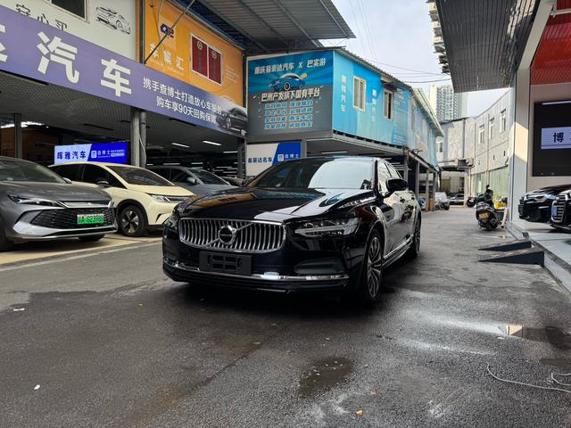 Volvo S90 2024 B5 Intelligent Luxury Edition