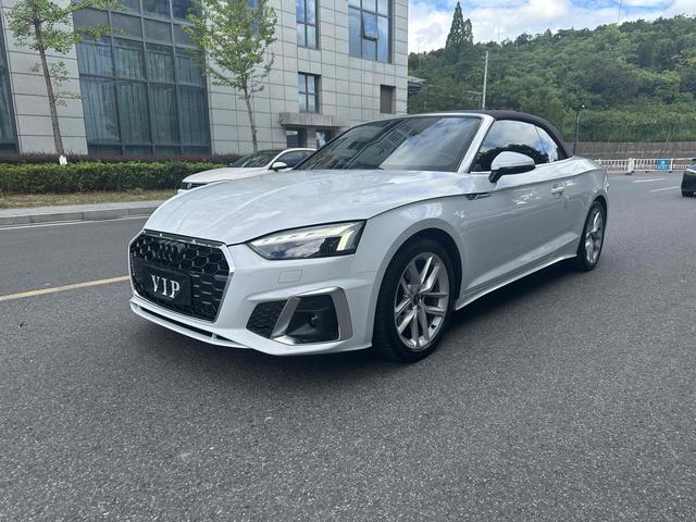 Audi A5 2021 Cabriolet 40 TFSI Stylish Dynamic