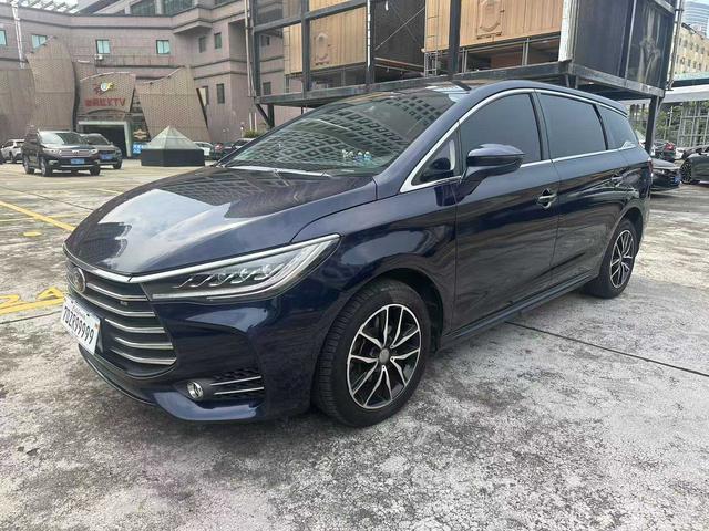 Song MAX 2018 1.5T automatic intelligent connection luxury 6-seater