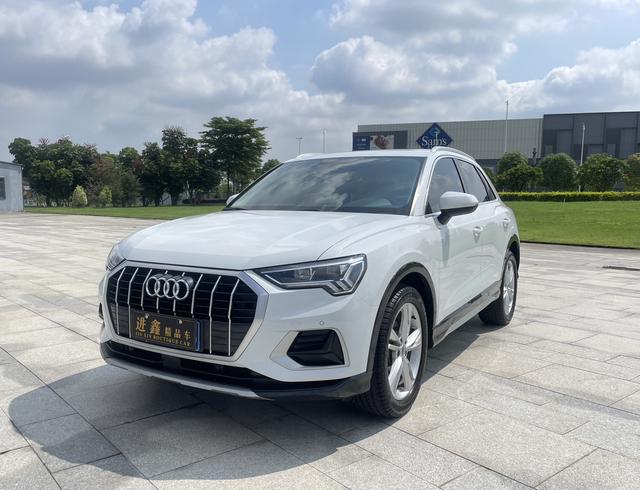 Audi Q3 2020 35 TFSI Stylish Elegance