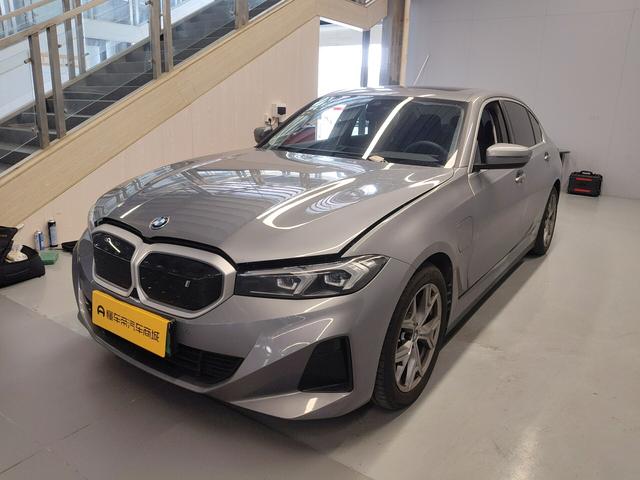 BMW i3 2022 eDrive 35 L